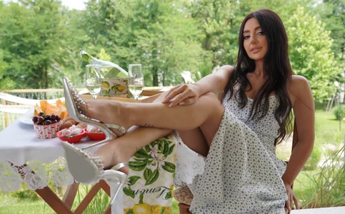 BabesGoWild Sweet Girls Outdoor Seduction Kuva 7