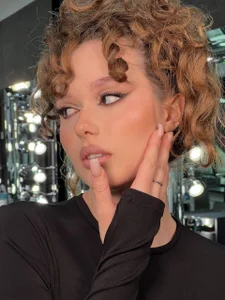 JaneFishers Public Pic 5