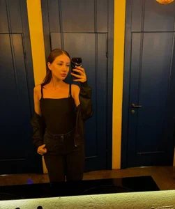 SofiaBlumer Public Foto