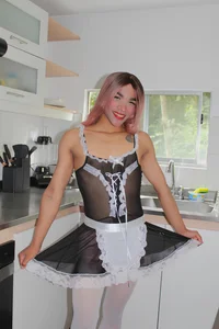 Samantha_Blaze1 Every part of my body gets hot when we are fucking in the kitchen Pic