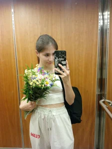 LynetteDanley Lovely flowers Pic 2