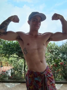 kv___xxx_ Public  8. fénykép