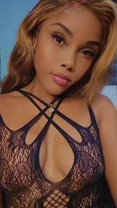 CreamyLeanaXo Public Pic 8