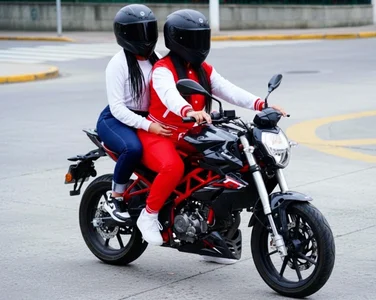 Kiara_Casidie bitches on motorcycles Grrr.😈🖤. Pic