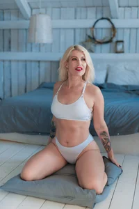 Nancyfancyy blondie4 Pic