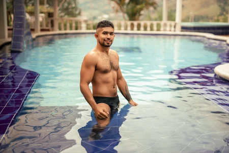 ethaanjones thinking of you  3টি ছবি