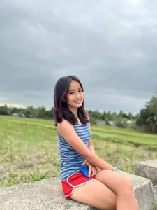 KathrynCarchi Public Hình