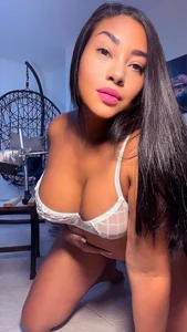 Monika-Ruiz 🤍Lingerie Vibes  3টি ছবি