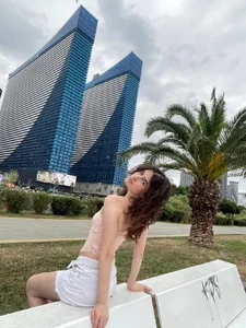 Public de MiuMiuScarlett  6 Imagens
