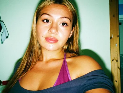 Lizz__Bela's XXX Nude Photo 5