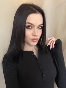 ElgaBlumer Me in Life Pic 3