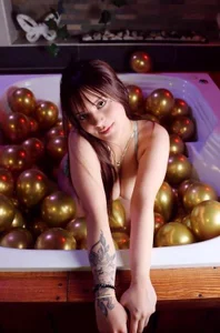 Jolie_price Public Pic 4