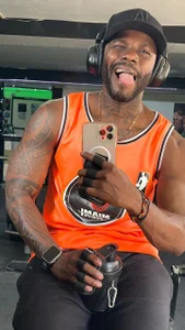 Mark_Vega Public Pic 3