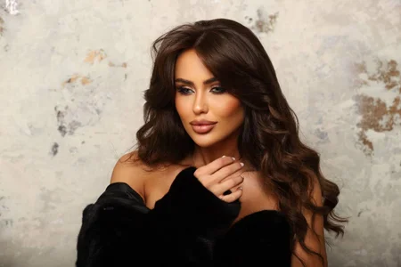 AnaisBellas: Public ( фото)