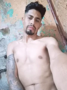 Menpolla_hot Public  3. fénykép