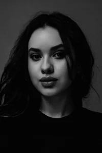 LiaRobbins Black and white me❤️ Foto 2