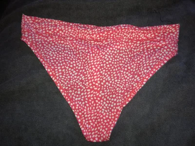 SexyxLexieのAll My Thongsの 2枚の写真