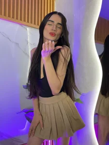 MISS_VIOOLET CUTE ME Pic 2