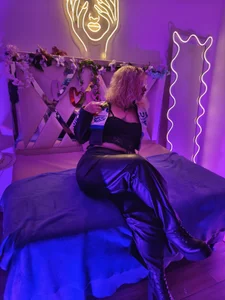 ☆🏍️ Riding girl 🏍️☆ de Bj_Chela  2 Imagens