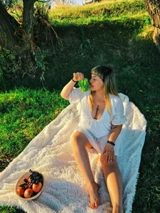 SeductiveCeline new outdoors pics Hình 8