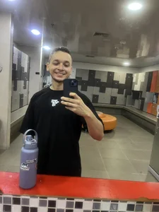 LabronsAd Grat صورة واحدة|LabronsAd Grat صورتان|LabronsAd Grat  صور|LabronsAd Grat  صورة