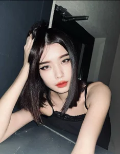 Pakk_Minni Public Pic 3