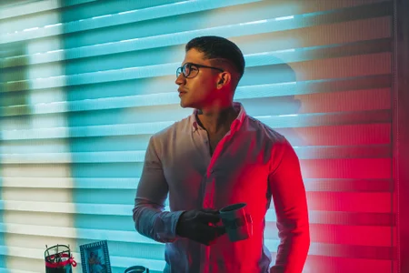 JeffDaltton: in the office 🔥🧑‍💼💻 ( 2 фото)