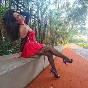 lovely_kitt Red Breeze & Butterfly Kisses 💌💝🥀  5. fénykép