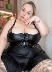 mistress_molly kullanıcısının Public albümü -  4 fotoğraf