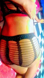 Rishwana69 Public 사진 4