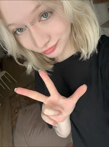 Shine_Luna Public  3টি ছবি