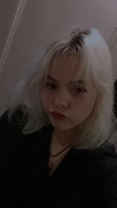 _momomochi_ kullanıcısının Blonde Momo <3 albümü -  2 fotoğraf