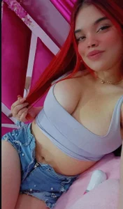 _EmilySquirtのsexy and natural girl 🔥の 7枚の写真