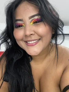 sashaoficial_ For my friends I'm the sweetest Pic 2