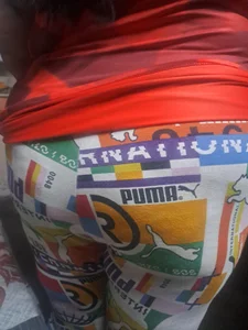 DimondAss60006のDimondの枚の写真