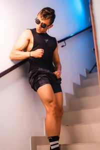 Tommy_Bred Public Foto 4