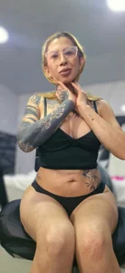 🥵💋 de Ladyy_Scarlett  2 photos