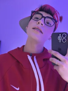 Dulcey_: Public ( 3 фото)