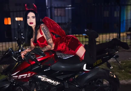 Michellespencer Halloween 🧡 Pic 2