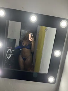❤️ de Genesis__Rose  Imagens
