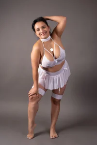 MarilynMiilf_: "The Essence of White" ( 6 фото)