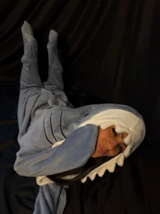 april_dawson HALLOWEEN DAY COSTUMES Pic 2