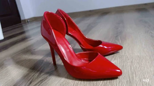 Risky_woman SO HOT Immagine  3