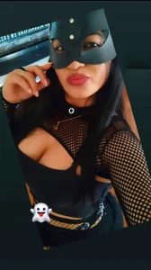 fullpasionkv220 tell me what you like about me Foto