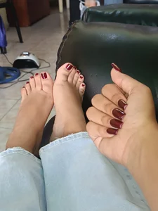 Angels66v my feet Pic 7