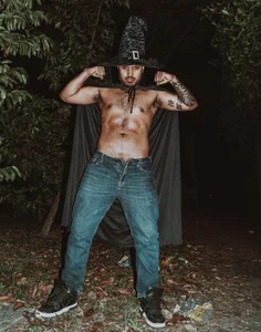 PapiStan: This video is mmmm hot 🥵 ( 6 фото)