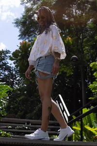 daiana_curlyLetting nature surround me 🌱图片 3