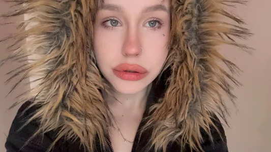 MaliaBourraine It's too cold without you. Pic