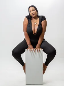 Sexy and big 😈 de ShakeBigAss  5 photos