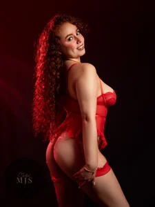 AmmberJones Your sexy girl for an erotic night of passion 😈🔥 Foto 4